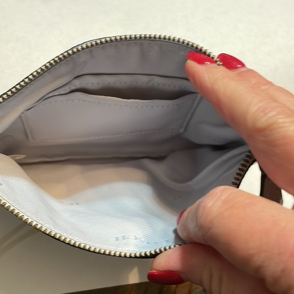 Coach wristlet - Picture 6 of 6
